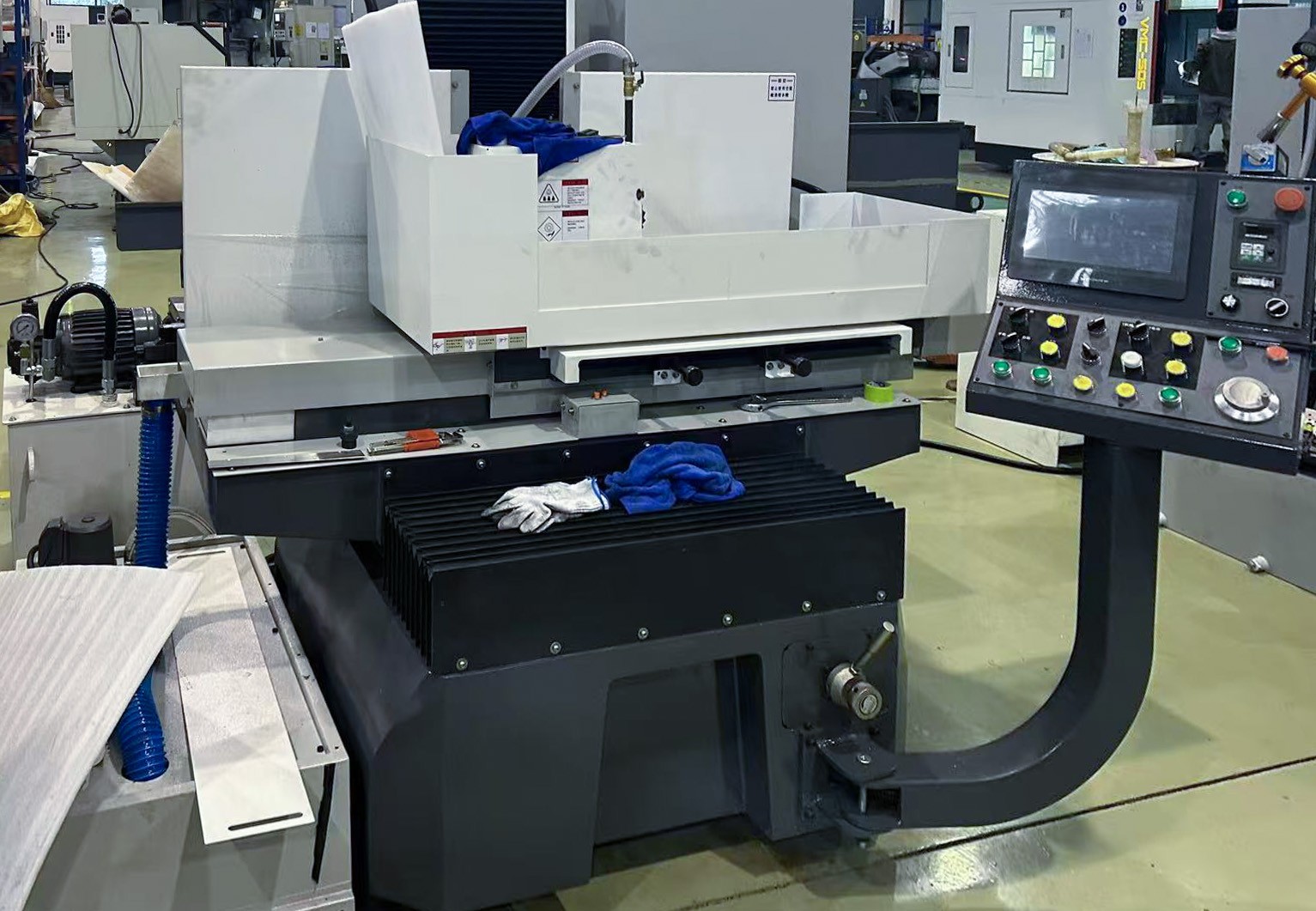 YASHIDA高精密數控平面磨床助力歐林刀具服務寧德時代新能源電池隔膜切割