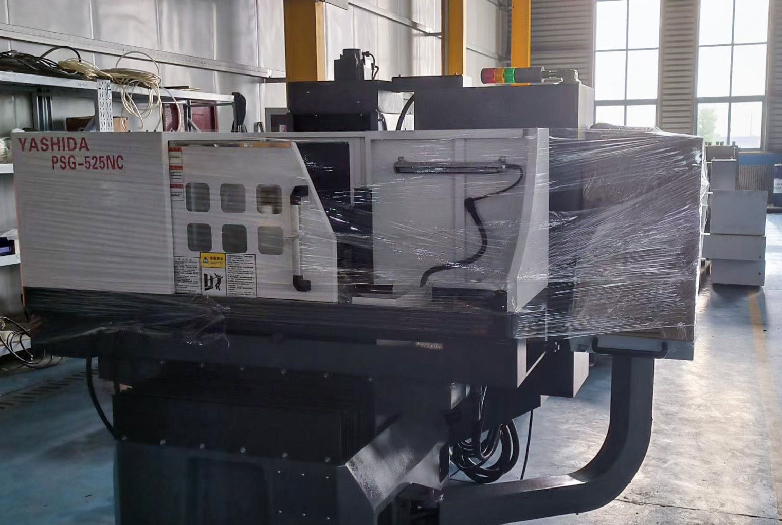 高精密磨床使用滾珠絲桿和滾柱絲桿的優缺點 高精密磨床使用滾珠絲桿和滾柱絲桿的優缺點